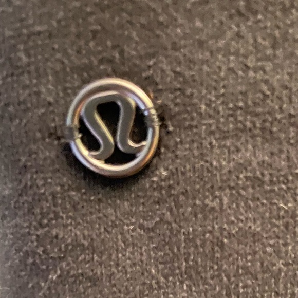 Womens Lululelemon Black Versa Vest - Picture 7 of 8